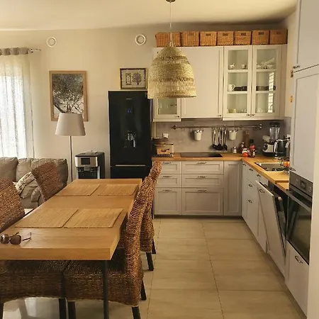 شقة Apartgolf Sobienie Krolewskie *