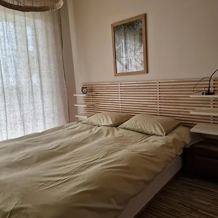شقة Apartgolf Sobienie Krolewskie
