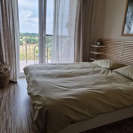 شقة Apartgolf Sobienie Krolewskie
