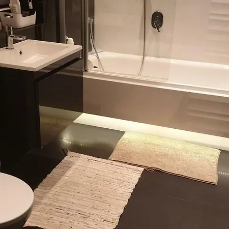 Apartgolf Sobienie Krolewskie * Sobienie Szlacheckie